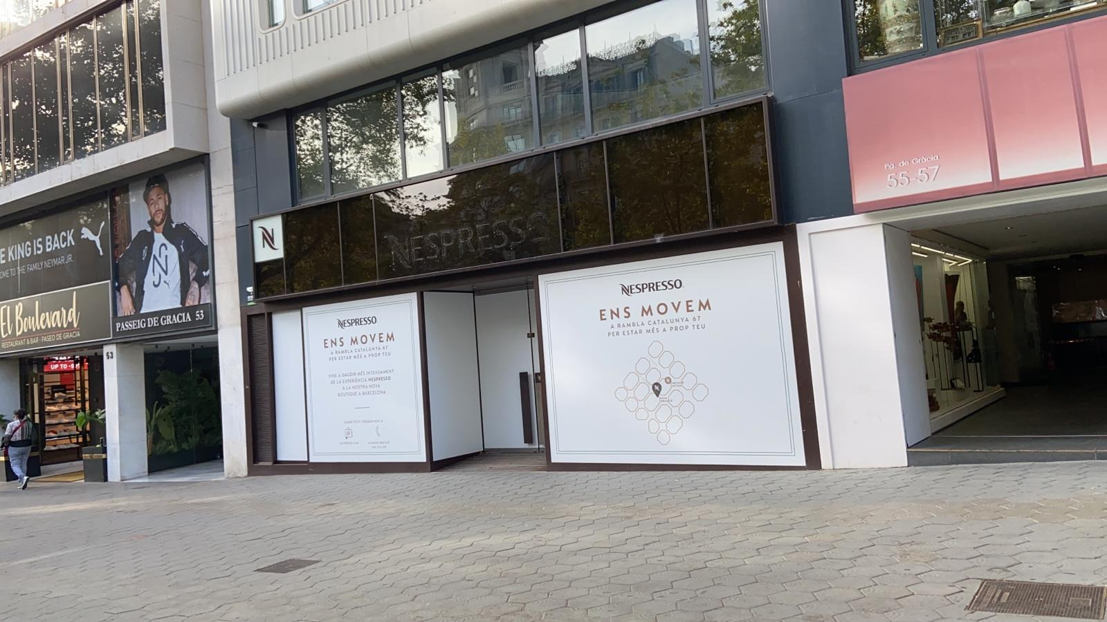 Nespresso abandona Paseo de Gracia y deja el Bulevard Rosa, que negocia su  venta — idealista/news