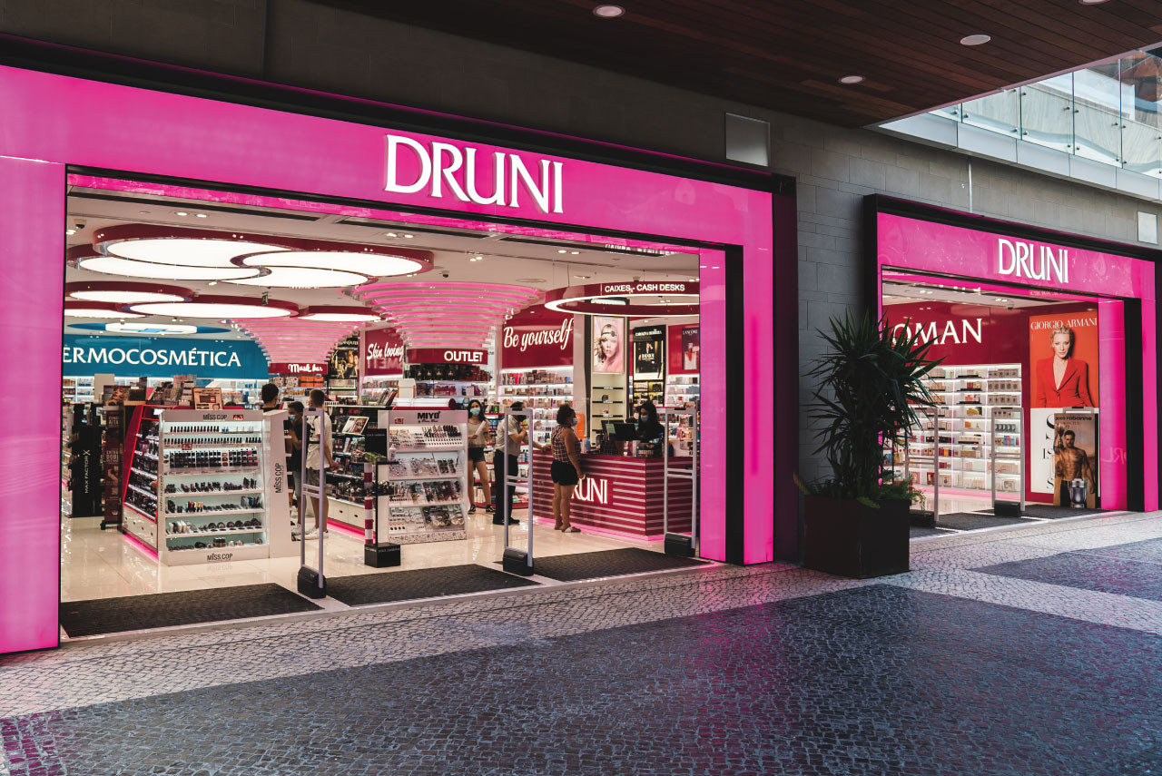 ᐅ Trabajar en Druni: ¿Cómo Entrar y Cuánto Pagan?【2022】