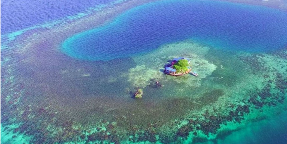 Isla paradisíaca en el Caribe