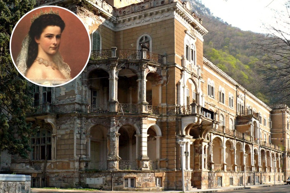 Hotel Carol