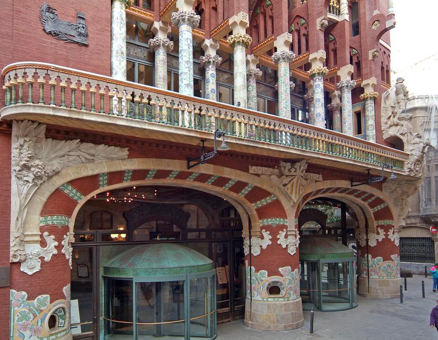 Fachada del Palacio de la Música / Palau de la Música