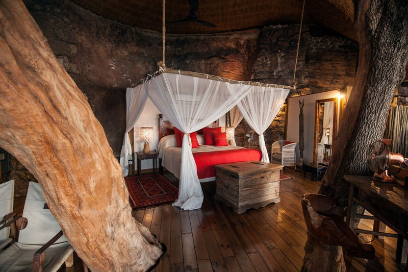 Una cama King-size para dormir a pierna suelta en la selva