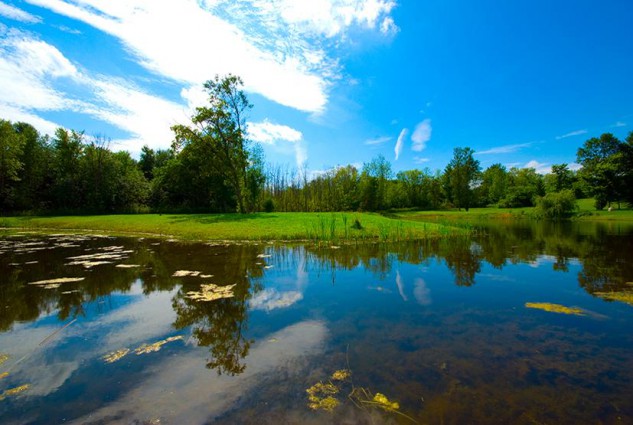 Castillo clásico por fuera, moderno por dentro — idealista/news