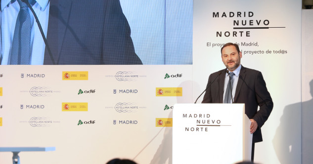 El ministro de Fomento, José Luis Ábalos, en la presentación del proyecto