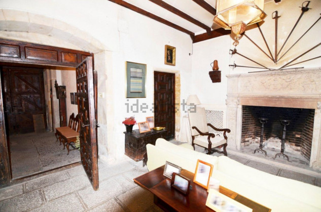 Con chimenea