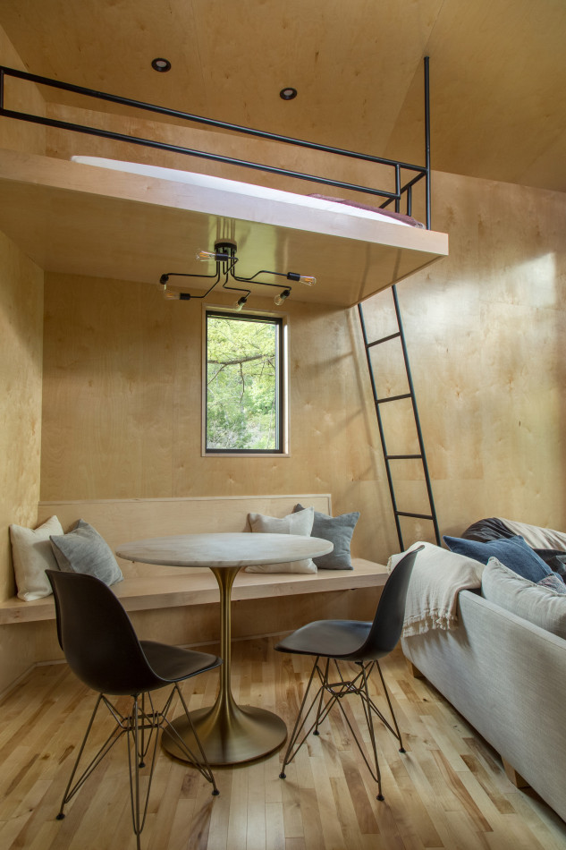 Hotel Hotel / Dormitorio / Smiling Forest/ArtisTree