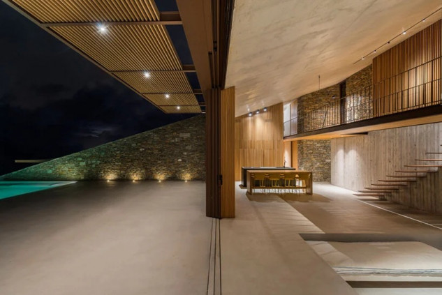 Yiorgis Yerolymbos/Mold Architects