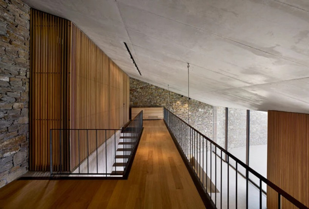 Yiorgis Yerolymbos/Mold Architects