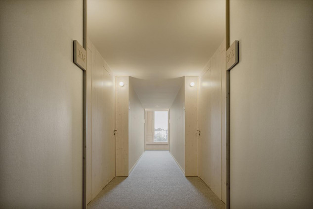 El hotel cuenta con 55 habitaciones