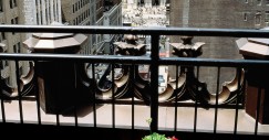 Library_Hotel_Love_room_balcony