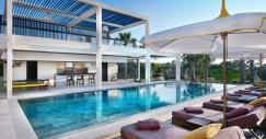 luxury-modern-villa-on-cap-dantibes-07