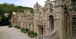 Palacio ideal construído en el año de 1912, por Ferdinand Cheval, un cartero francés de 43 años.