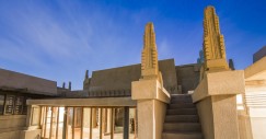 Casa en Los Ángeles diseñada por Frank Lloyd Wrigh