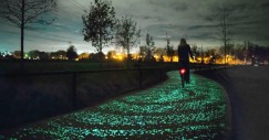77405-r3l8t8d-650-van-gogh-roosegaarde-glow-in-the-dark-bicycle-path-eindhoven-netherlands-2