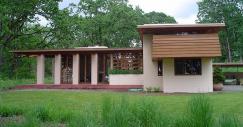 Una escapada con estilo: 11 casas diseñadas por Frank Lloyd Wright para alquiler vacacional