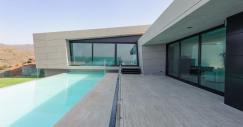 La piscina, una de sus claves