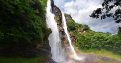 aquafraggia-falls-lombardia-italia