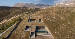 mold-architects-ncave-greece