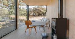 Salón con chimenea Tini M