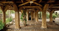 Bajos con columnas