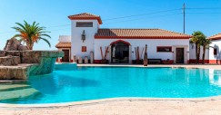Piscina en el Cortijo