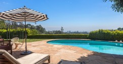La casa donde vivió el actor Gene Wilder vuelve al mercado por casi 13 millones de dólares