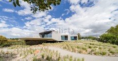 Villa futurista en el Algarve (Portugal).