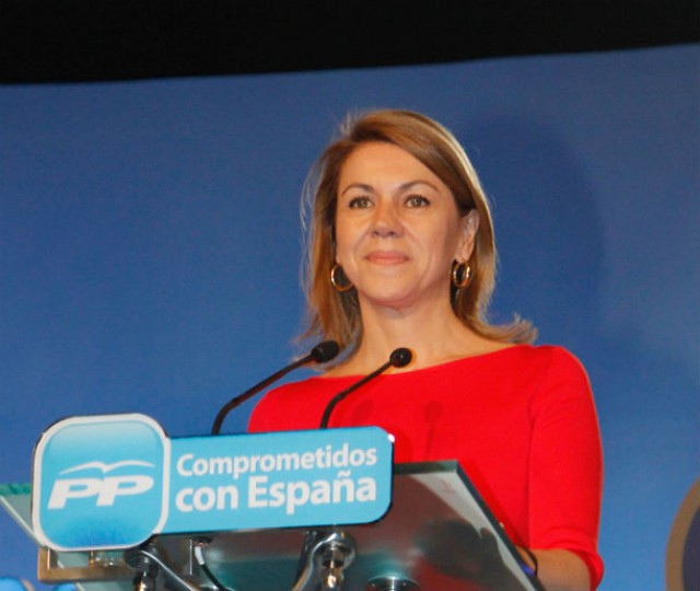 maría dolores de cospedal en un acto del partido popular (pp)