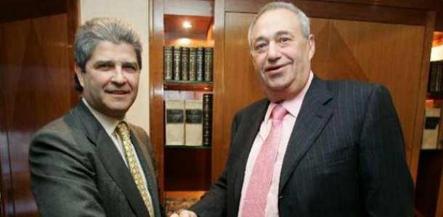 foto oficial de archivo del acuerdo entre martín y jove