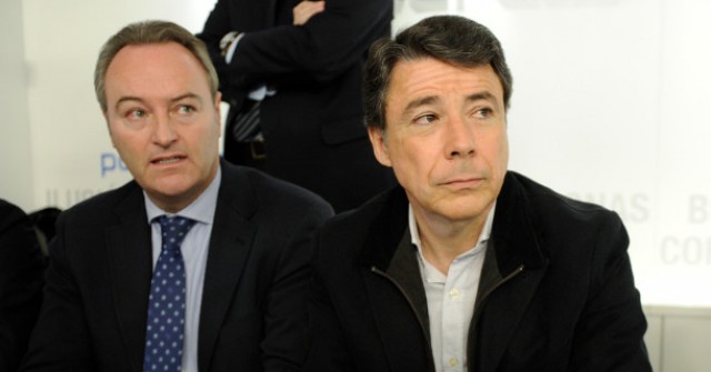 a la izq. alberto fabra, presidente de la c.valenciana, y a la drcha. ignacio gonzález, presidente de la c.madrid