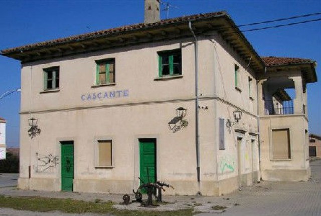 estación de cascante, una de las que vende adif