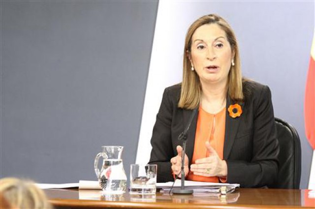 ana pastor, ministra de fomento