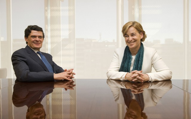jaime echegoyen, consejero delegado, y belén romana, presidenta de sareb