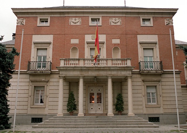 fachada de La Moncloa
