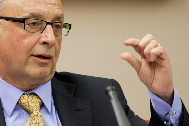 Cristobál Montoro, ministro de Hacienda y Administraciones públicas español