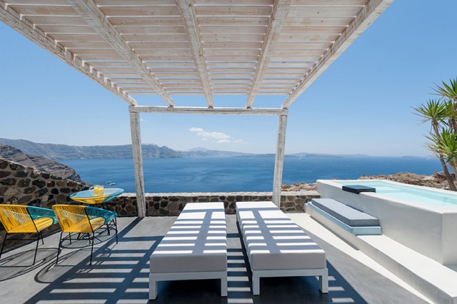 Solstice Luxury Suites