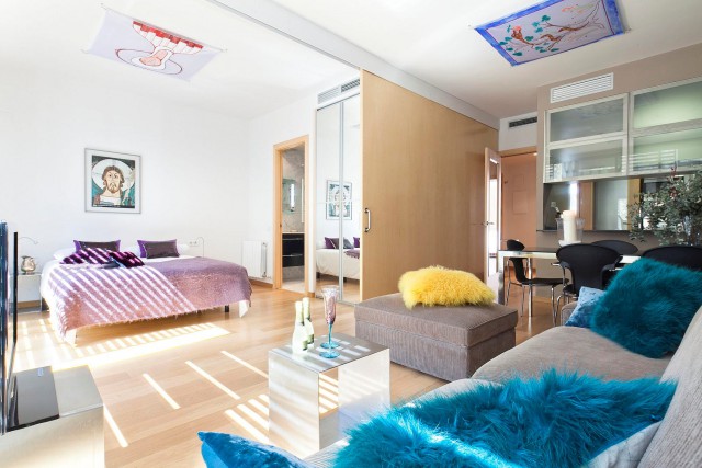 Apartamento con terraza y piscina en Barcelona