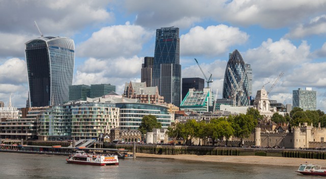 Edificio Walkie-Talkie, edificio Leadenhall y Gherkin, de Londres. / Wikimedia commons