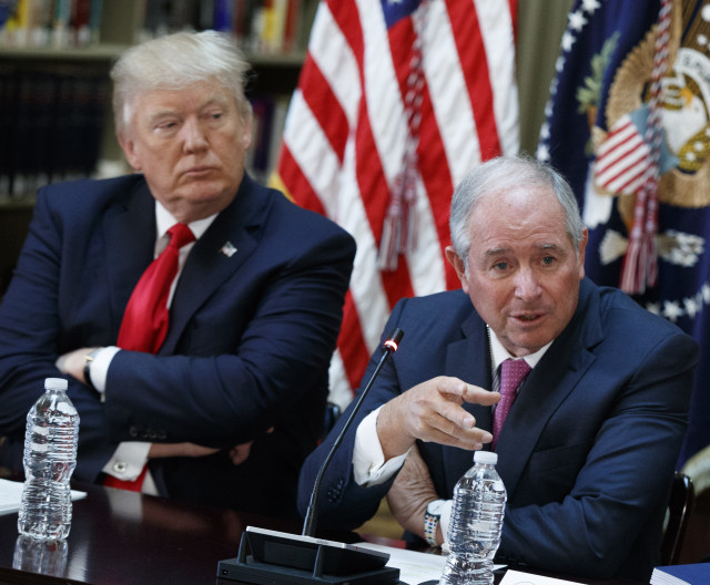 Stephen Schwarzman, presidente de Blackstone, y Donald Trump, presidente de EEUU