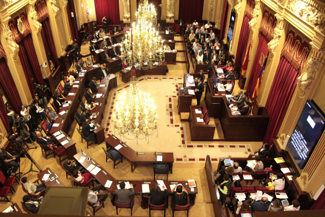 Pleno del Parlamento balear / Govern Illes Balears