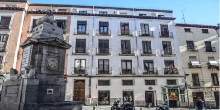 Edificio en calle Arganzuela (Madrid) / Persépolis Investments|MAB