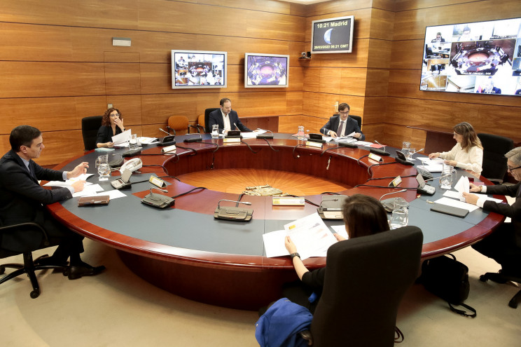 Reunión de algunos ministros en plena pandemia / Gtres
