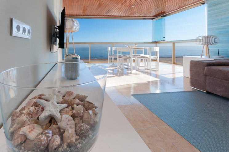 Apartamento en primera línea de playa en Gandía / Rentalia