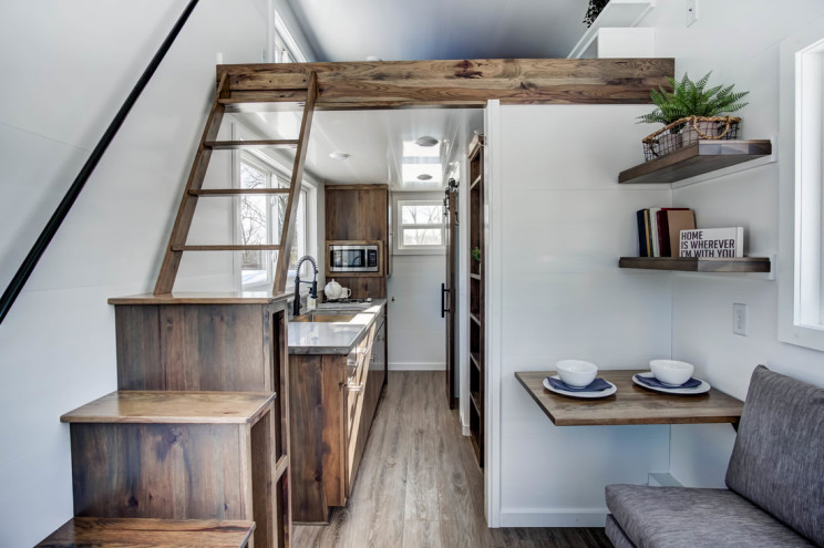 Modern Tiny Luving