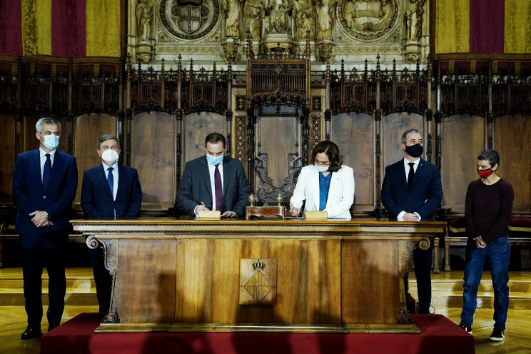 José Luis Ábalos y Ada Colau