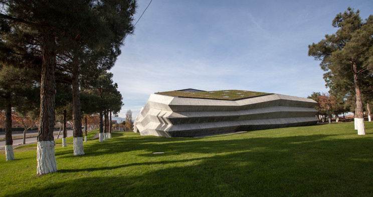 Giorgi Khmaladze Architects