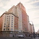 Las millonarias razones por las que Wanda quiere vender el Edificio España antes de final de año