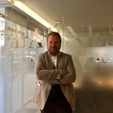 Barnes: “Barcelona es estupenda, pero no puede competir con París o Nueva York”