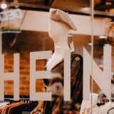 Shein desata la euforia en Madrid: colas kilométricas para entrar en su ‘pop up store’