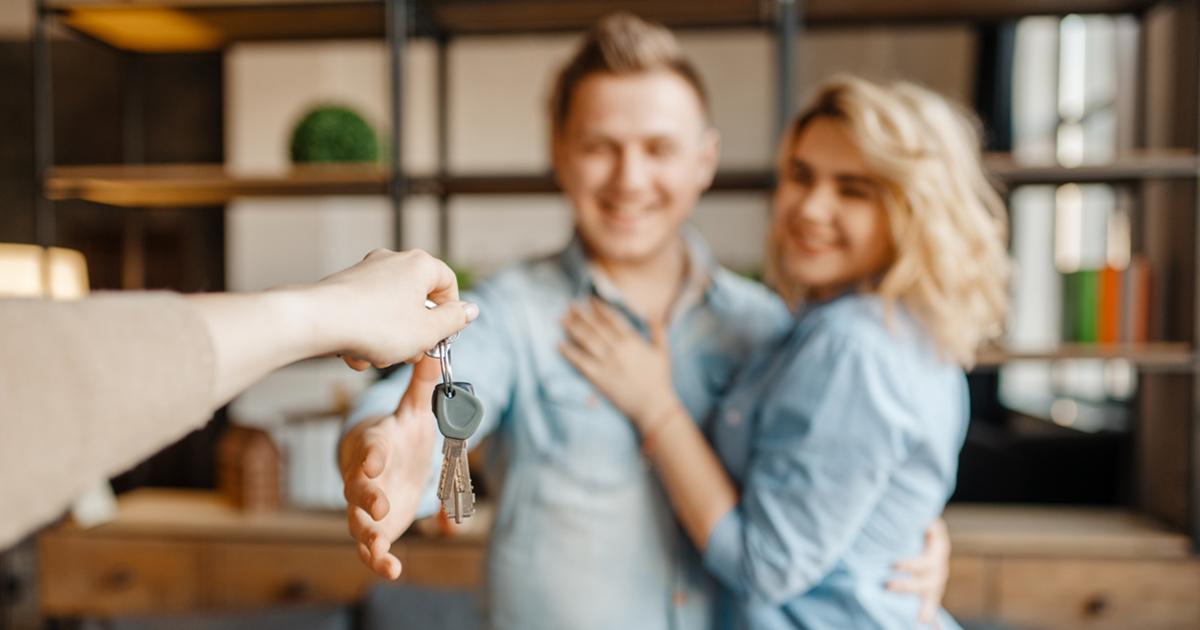 Pedir una hipoteca soltero o en pareja: qué tener en cuenta antes de ...